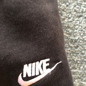 Men’s Nike Sweats w/ pockets Black size LG